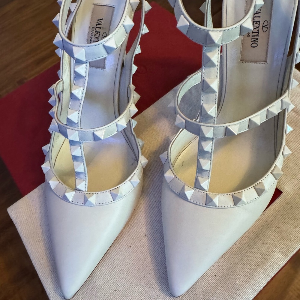 Valentino Ivory high heels